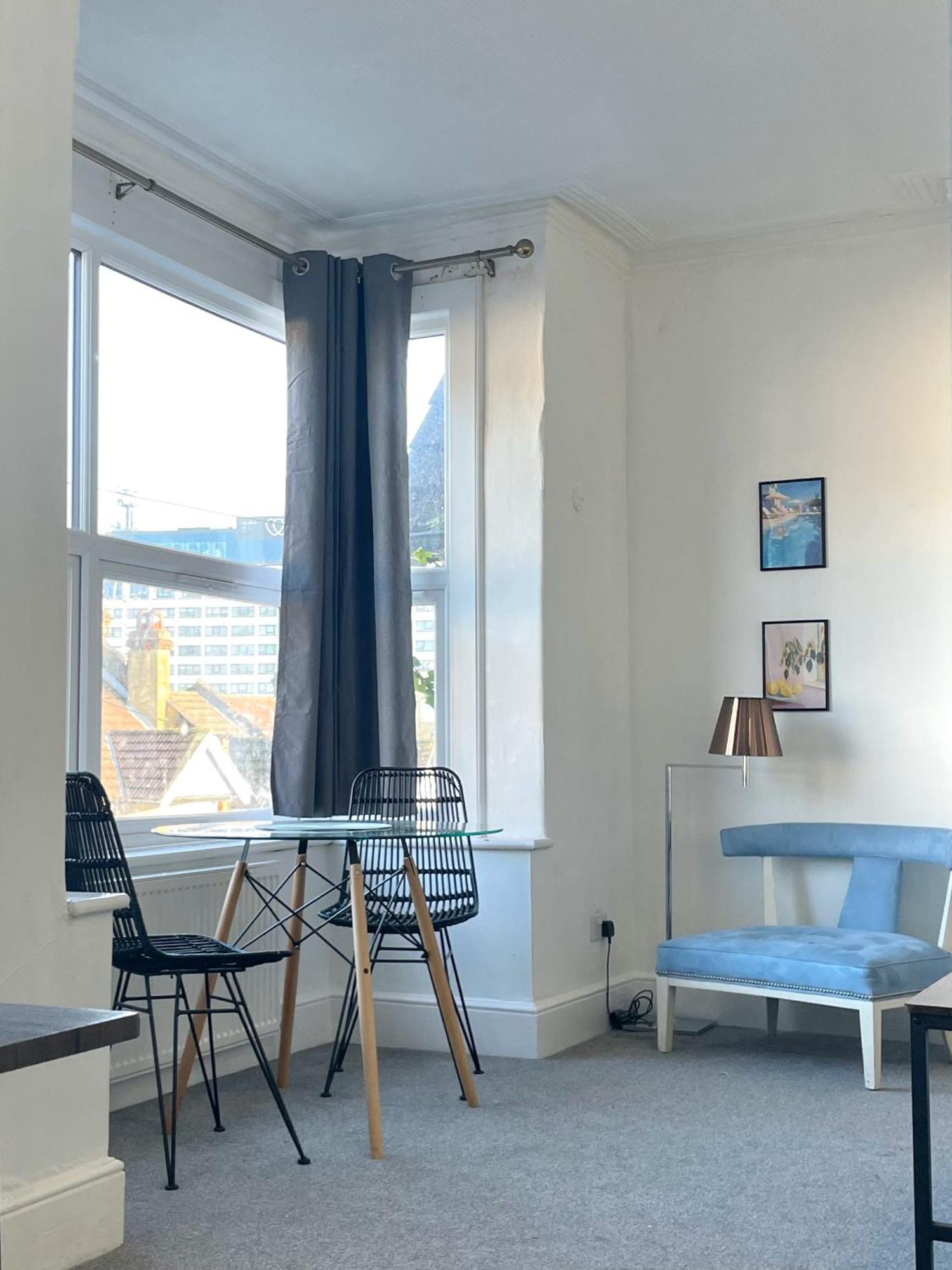 Cosy Double Rooms A Stones Throw From Wembley Stadium London Exterior photo